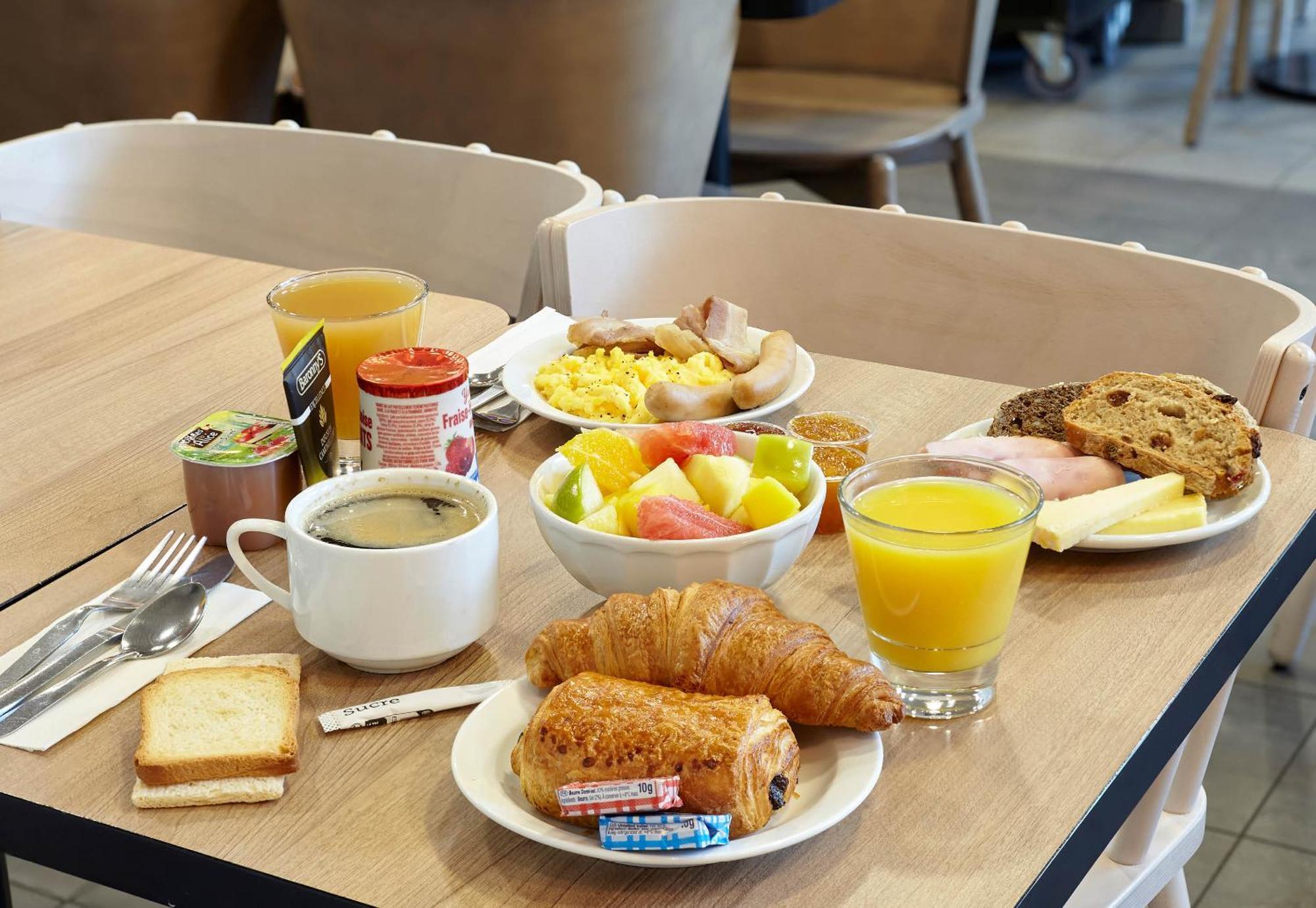 B&B Hotel Paris Saint-Denis Pleyel Eksteriør bilde